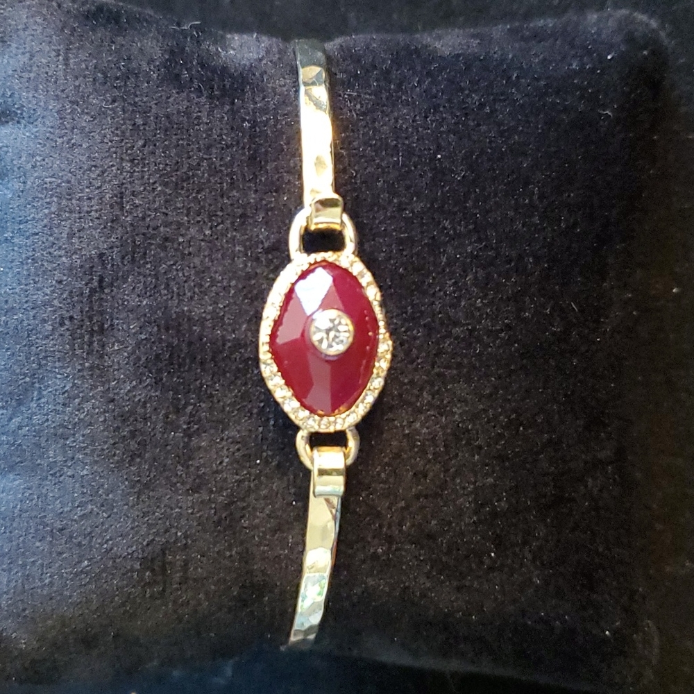 Avon January birthstone braclet